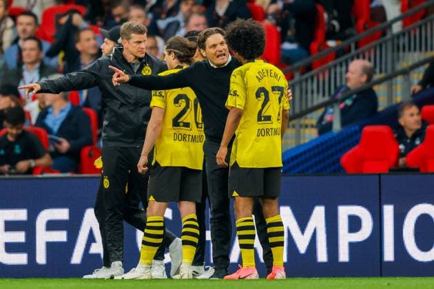 UEFA Champions League Final 2024 Borussia Dortmund Real Madrid London, England 20240601 Borussia Dortmund coach Edin Terzic instructs Borussia Dortmunds Karim Adeyemi during the Champions League final between Borussia Dortmund and Real Madrid at Wembley Stadium Photo Svein Ove Ekornesvag NTB London England EDITORIAL USE ONLY RESTRICTED USE FOR BETTING COMPANIES  Copyright: xSveinxOvexEkornesvagx xNTBx