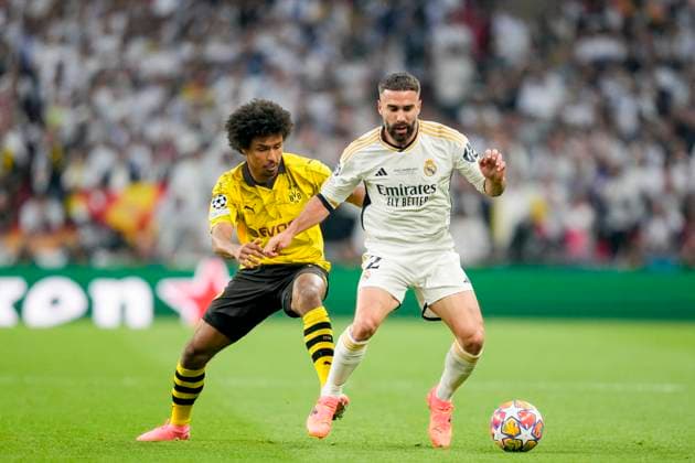 Karim Adeyemi (Borussia Dortmund) und Daniel Carvajal (Real Madrid) battle for the ball, UEFA Champions League 2023 24 - Final, Borussia Dortmund vs Real Madrid CF, Wembley Stadium, June 1, 2024, London, United Kingdom.