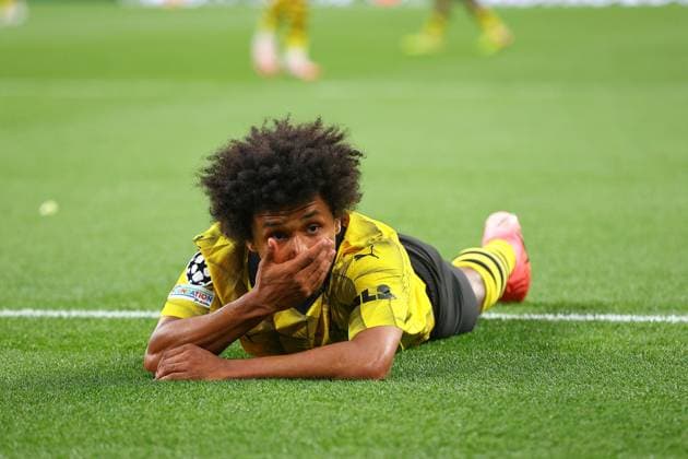 SOCCER - UEFA CL, Dortmund vs Madrid LONDON,ENGLAND,01.JUN.24 - SOCCER - UEFA Champions League, final, Borussia Dortmund vs Real Madrid CF. Image shows the disappointment of Karim Adeyemi (Dortmund).  GEPAxpictures xMichaelxZemanek