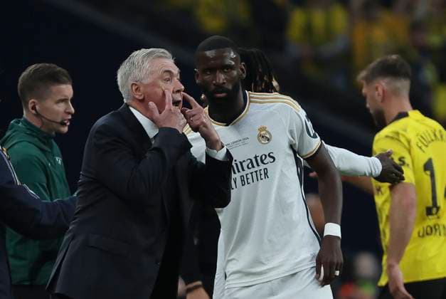 Real Madrid s head coach Carlo Ancelotti (L) and defender Antonio Rudiger (C) react during the UEFA Champions League final soccer match between Borussia Dortmund and Real Madrid, in London, Britain, 01 June 2024. UEFA Champions League final - Borussia Dortmund vs. Real Madrid !ACHTUNG: NUR REDAKTIONELLE NUTZUNG!  Copyright: xKikoxHuescax(es-ES)x GRAF2805 20240601-55013752377_1
