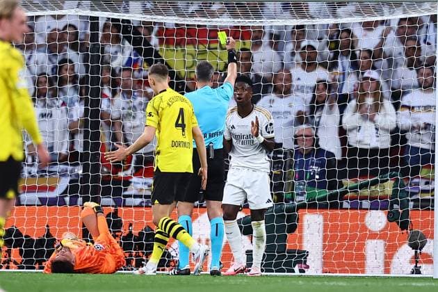 SOCCER - UEFA CL, Dortmund vs Madrid LONDON,ENGLAND,01.JUN.24 - SOCCER - UEFA Champions League, final, Borussia Dortmund vs Real Madrid CF. Image shows Vinicius Junior (Madrid). Keywords: yellow card.  GEPAxpictures xMichaelxZemanek
