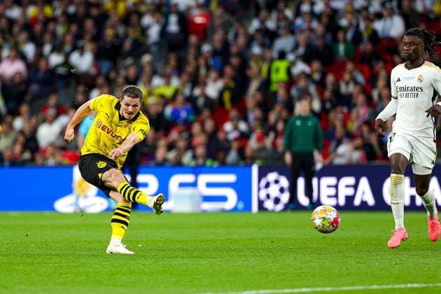 Borussia Dortmund v Real Madrid Champions League 01 06 2024. Final Marcel Sabitzer (20) of Borussia Dortmund shoots towards the goal during the Champions League Final match between Borussia Dortmund and Real Madrid at Wembley Stadium, London, England on 1 June 2024. Editorial use only , Copyright: xNigelxKeenex PSI-19804-0046