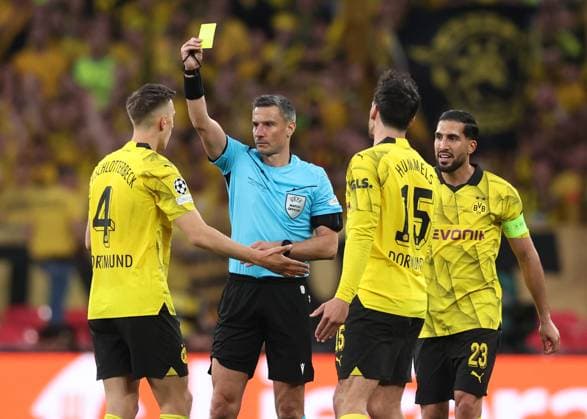London, England, 1st June 2024. Nico Schlotterbeck of Borussia Dortmund receives a yellow card during the UEFA Champions League final match at Wembley Stadium, London. Picture credit should read: David Klein Sportimage EDITORIAL USE ONLY. No use with unauthorised audio, video, data, fixture lists, club league logos or live services. Online in-match use limited to 120 images, no video emulation. No use in betting, games or single club league player publications. SPI-3169-0098