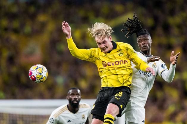 240601 Julian Brandt of Dortmund and Eduardo Camavinga of Real Madrid during the UEFA Champions League final between Dortmund and Real Madrid on June 1, 2024 in London Photo Petter Arvidson BILDBYRAN kod PA PA0818 fotboll football soccer fotball champions league final dortmund real madrid bbeng bbauto  Copyright: PETTERxARVIDSON BB240601PA125