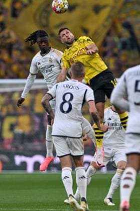 20240601 Champions League Final Dortmund vs Real Madrid Eduardo Camavinga (12) of Real Madrid fighting for the ball with Niclas Fullkrug (14) of Dortmund during a soccer game between German Borussia Dortmund and Spanish Real Madrid CF in the UEFA Champions League Final of the 2023-24 season, on Saturday 1 June 2024 in London , United Kingdom . PHOTO SPORTPIX David Catry London Wembley Stadium United Kingdom  Copyright: xSportpix.bex xDavidxCatryxDavidxCatryx