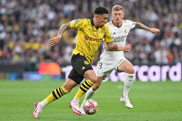 20240601 Champions League Final Dortmund vs Real Madrid Jadon Sancho (10) of Dortmund pictured in action with Toni Kroos (8) of Real Madrid during a soccer game between German Borussia Dortmund and Spanish Real Madrid CF in the UEFA Champions League Final of the 2023-24 season, on Saturday 1 June 2024 in London , United Kingdom . PHOTO SPORTPIX David Catry London Wembley Stadium United Kingdom  Copyright: xSportpix.bex xDavidxCatryxDavidxCatryx