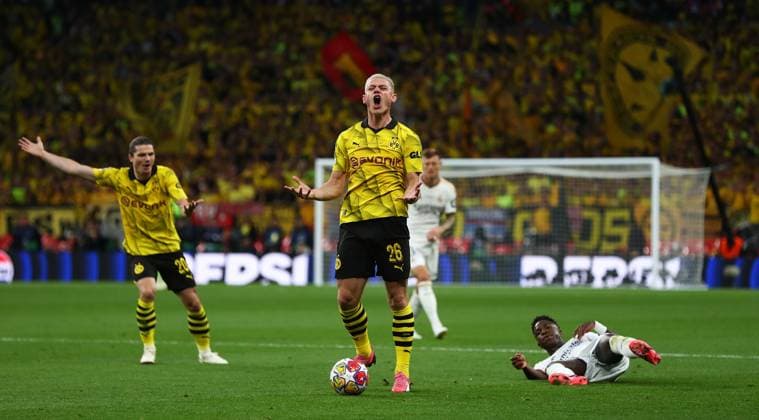 Borussia Dortmund v Real Madrid, London, UK - 1 Jun 2024 Julian Ryerson of Borussia Dortmund is dejected after a foul is given against him for a challenge on Vinicius Junior of Real Madrid during the UEFA Champions League Final match between Borussia Dortmund and Real Madrid at Wembley Stadium, London on 1 June 2024 ( London Wembley Stadium London England Copyright: xMicahxCrook PPAUKx PPA-119831