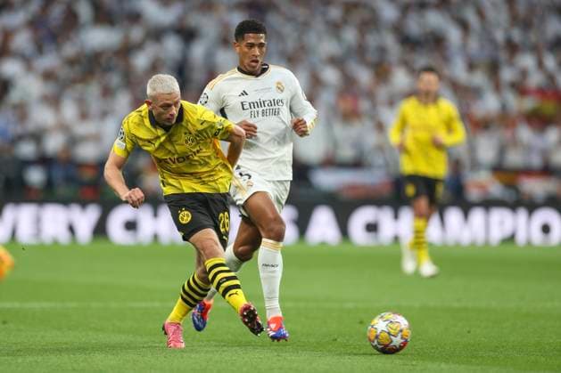 Borussia Dortmund v Real Madrid Borussia Dortmund defender Julian Ryerson (26) and Real Madrid midfielder Jude Bellingham (5) during the Borussia Dortmund v Real Madrid UEFA Champions League Final at Wembley Stadium, London, England, United Kingdom on 1 June 2024 Editorial use only. All images are copyright Every Second Media Limited. No images may be reproduced without prior permission. Copyright: xIMAGO EveryxSecondxMediax ESM-1027-0048