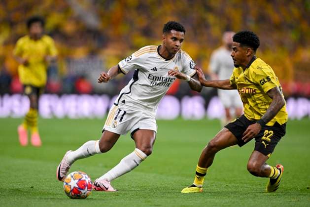 Rodrygo (Real Madrid) und Ian Maatsen (Borussia Dortmund) battle for the ball, UEFA Champions League 2023 24 - Final, Borussia Dortmund vs Real Madrid CF, Wembley Stadium, June 1, 2024, London, United Kingdom.