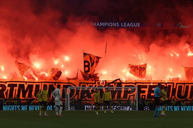 Borussia Dortmund s supporters cheer during the UEFA Champions League final soccer match between Borussia Dortmund and Real Madrid, in London, Britain, 01 June 2024. UEFA Champions League final - Borussia Dortmund vs Real Madrid !ACHTUNG: NUR REDAKTIONELLE NUTZUNG!  Copyright: xKikoxHuescax(es-ES)x GRAF2852 20240601-55013752704_1