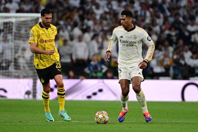 Emre Can 23 Borussia Dortmund in duel, action, with Jude Bellingham 5 Madrid , Borussia Dortmund vs Real Madrid, Football, Champions League, Final, 01 06 2024 London London UK Copyright: xkolbert-press MarcxNiemeyerx