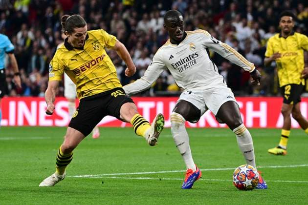 Marcel Sabitzer 20 Borussia Dortmund in duel, action, with Ferland Mendy 23 Madrid , Borussia Dortmund vs Real Madrid, Football, Champions League, Final, 01 06 2024 London London UK Copyright: xkolbert-press MarcxNiemeyerx