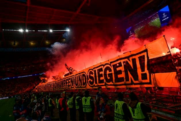 Pyro Pyrotechnics Fans Dortmund, Borussia Dortmund vs Real Madrid, Football, Champions League, Final, 01 06 2024 London London UK Copyright: xkolbert-press MarcxNiemeyerx