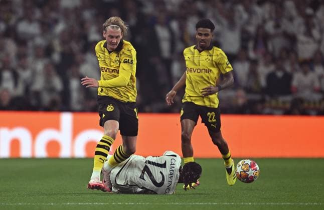 01 06 2024, xfux, Football UEFA Champions League Final 2024, Borussia Dortmund Real Madrid, emspor, v l Julian Brandt Borussia Dortmund , Eduardo Camavinga Real Madrid DFL DFB REGULATIONS PROHIBIT ANY USE OF PHOTOGRAPHS as IMAGE SEQUENCES and or QUASI VIDEO London