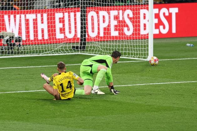 Niclas Füllkrug of Borussia Dortmund hits the post Borussia Dortmund v Real Madrid, UEFA Champions League, Final, Football, Wembley Stadium, London, UK - 01 June 2024 EDITORIAL USE ONLY No use with unauthorised audio, video, data, fixture lists, club league logos or live services. Online in-match use limited to 120 images, no video emulation. No use in betting, games or single club league player publications.  Copyright: xPaulxCurrie Shutterstockx 14516316bp