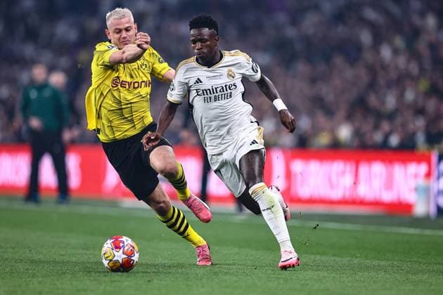 SOCCER - UEFA CL, Dortmund vs Madrid LONDON,ENGLAND,01.JUN.24 - SOCCER - UEFA Champions League, final, Borussia Dortmund vs Real Madrid CF. Image shows Julian Ryerson (Dortmund) and Vinicius Junior (Madrid).  GEPAxpictures xMichaelxZemanek