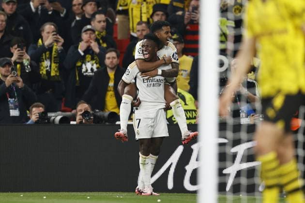 LONDON - (l-r) Vinicius Junior of Real Madrid, Rodrygo of Real Madrid celebrate the 0-2 during the UEFA Champions League Final between Borussia Dortmund and Real Madrid at Wembley Stadium on June 1, 2024 in London, United Kingdom. ANP Hollandse Hoogte MAURICE VAN STEEN UEFA Champions League 2023 24 FINAL 2024 xVIxANPxSportx xVanxSteenxFotografiexIVx 500102520 originalFilename: 500102520.jpg