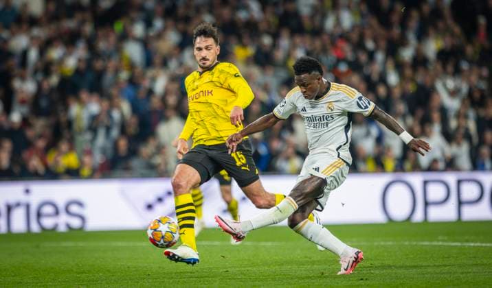 London, England 01st Jun 2024 Goal for 0 1 by Vinicius Junior Real Mats Hummels BVB Borussia Dortmund Real Madrid Champions League Final 01 06 2024