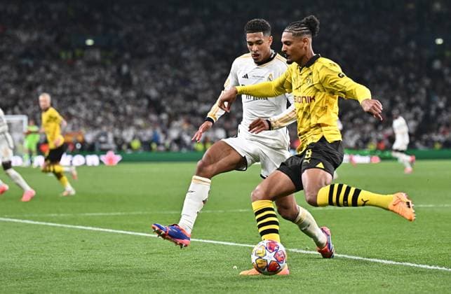 01 06 2024, xfux, Football UEFA Champions League Final 2024, Borussia Dortmund Real Madrid, emspor, v l Jude Bellingham Real Madrid , Sebastien Haller Borussia Dortmund DFL DFB REGULATIONS PROHIBIT ANY USE OF PHOTOGRAPHS as IMAGE SEQUENCES and or QUASI VIDEO London