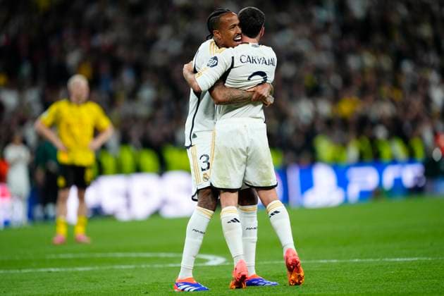Borussia Dortmund v Real Madrid CF - UEFA Champions League Final 2023 24 Eder Militao centre-back of Real Madrid and Brazil and Daniel Carvajal right-back of Real Madrid and Spain celebrates after scoring his team s second goal during the UEFA Champions League 2023 24 final match between Borussia Dortmund v Real Madrid CF at Wembley Stadium on June 1, 2024 in London, England. London England United Kingdom  Copyright: xJosexBretonx originalFilename:breton-borussia240601_npfYw.jpg