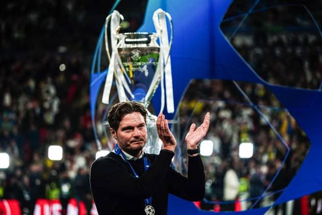 Edin Terzic Borussia Dortmund, Coach with Champions League Cup ENG, Borussia Dortmund vs Real Madrid, Football, Champions League, Final, 2023 2024 season, 01 06 2024 ENG, Borussia Dortmund vs Real Madrid, Football, Champions League, Final, 2023 2024 season, 01 06 2024 London Copyright: xEibner-Pressefoto MarcelxvonxFehrnx EP_MFN