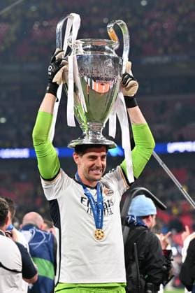 20240601 Champions League Final Dortmund vs Real Madrid goalkeeper Thibaut Courtois (1) of Real Madrid celebrates after winning a soccer game between German Borussia Dortmund and Spanish Real Madrid CF in the UEFA Champions League Final of the 2023-24 season, on Saturday 1 June 2024 in London , United Kingdom . PHOTO SPORTPIX David Catry London Wembley Stadium United Kingdom  Copyright: xSportpix.bex xDavidxCatryxDavidxCatryx