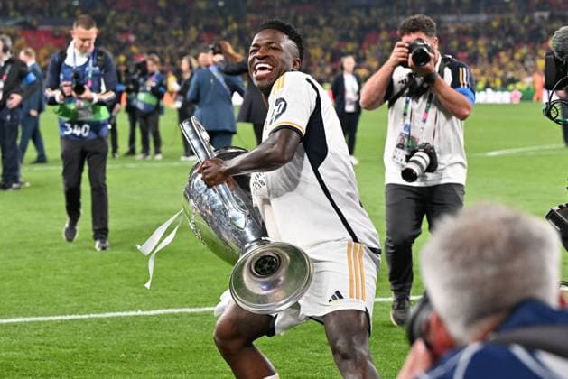 20240601 Champions League Final Dortmund vs Real Madrid Vinicius Junior (7) of Real Madrid celebrates after winning a soccer game between German Borussia Dortmund and Spanish Real Madrid CF in the UEFA Champions League Final of the 2023-24 season, on Saturday 1 June 2024 in London , United Kingdom . PHOTO SPORTPIX David Catry London Wembley Stadium United Kingdom  Copyright: xSportpix.bex xDavidxCatryxDavidxCatryx