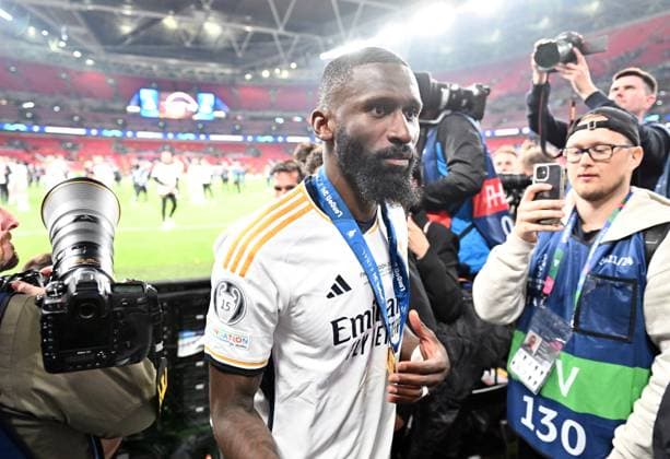 01 06 2024, xfux, Football UEFA Champions League Final 2024, Borussia Dortmund Real Madrid, emspor, v l Antonio Ruediger Real Madrid DFL DFB REGULATIONS PROHIBIT ANY USE OF PHOTOGRAPHS as IMAGE SEQUENCES and or QUASI VIDEO London