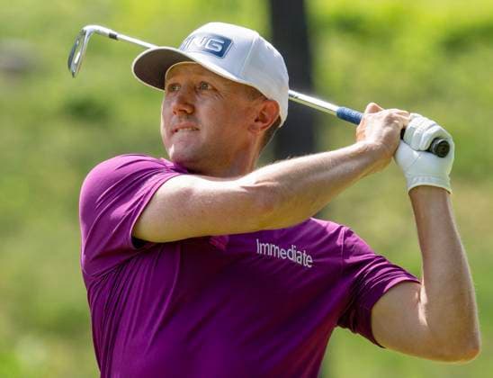 June 1, 2024, Hamilton, On, CANADA: Mackenzie Hughes, of Dundas, Ontario watches his approach shot on the 3rd hole in the 3rd round of the Canadian Open in Hamilton on Saturday June 1, 2024. Canada News - June 1, 2024  - ZUMAc35_ 20240601_zaf_c35_121 Copyright: xFrankxGunnx
