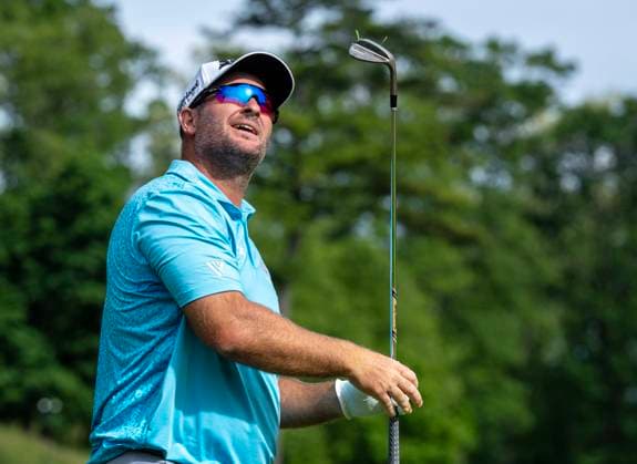 June 1, 2024, Hamilton, On, CANADA: Ryan Fox, of New Zealand, watches his approach shot on the 8th hole in the 3rd round of the Canadian Open in Hamilton on Saturday June 1, 2024. Canada News - June 1, 2024  - ZUMAc35_ 20240601_zaf_c35_124 Copyright: xFrankxGunnx