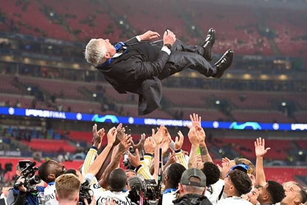Coach Carlo ANCELOTTI Real Madrid is thrown up by his players, cheers,joy,enthusiasm, Football UEFA Champions League Final Borussia Dortmund Real Madrid on 01 06 2024, Wembley Staion