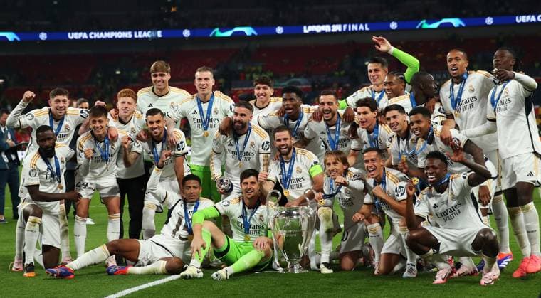 Borussia Dortmund v Real Madrid, London, UK - 1 Jun 2024 Real Madrid celebrate after the UEFA Champions League Final match between Borussia Dortmund and Real Madrid at Wembley Stadium, London on 1 June 2024 ( London Wembley Stadium London England Copyright: xMicahxCrook PPAUKx PPA-120022