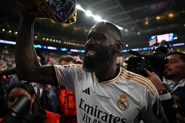 LONDON, ENGLAND - JUNE 1: Antonio Rudiger of Real Madrid celebrates after winning the UEFA Champions League 2023 24 final match between Borussia Dortmund v Real Madrid CF at Wembley Stadium on June 1, 2024 in London, England. Photo by Sebastian Frej Borussia Dortmund v Real Madrid CF - UEFA Champions League Final 2023 24 Copyright: xSebastianxFrejx