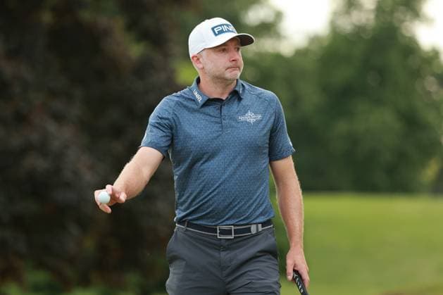 RBC Canadian Open David Skinns of England acknowledges the gallery on the 9th green during Day Three of the RBC Canadian Open at Hamilton Golf & Country Club, Ancaster, Ontario, Canada on Saturday, June 1, 2024. Ancaster Ontario United States  Copyright: xJorgexLemusx originalFilename:lemus-rbccanad240601_npOTf.jpg