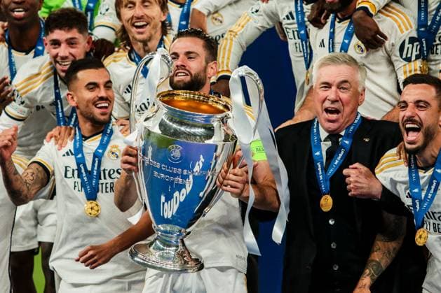 London, England: Nacho Fernandez of Real Madrid and Carlo Ancelotti coach of Real Madrid during Final - Borussia Dortmund vs Real Madrid, UEFA Champions League football match in London, England, June 01 2024 UEFA Champions League football match - Final - Borussia Dortmund vs Real Madrid  - ZUMAp169 20240602_zsa_p169_159 Copyright: xRaffaelexConti IPAxSportx