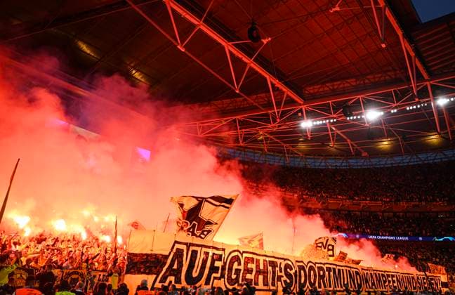 Soccer CHL FINAL 2023 2024 Final in London 01 06 2024 Borussia Dortmund Real Madrid The hut is on fire, BVB fans light pyros at the beginning of the 2nd half and show the banner Lets go Dortmund fight and win