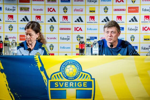 240602 Media officer Petra ThorÃ n and Head coach Jon Dahl Tomasson of the Swedish national football team at a press conference on June 2, 2024 in Malmö Photo Christian Örnberg BILDBYRAN COP 166 CO0418 fotboll football soccer fotball landskamp presskonferens press conference sverige sweden sverige a bbeng  Copyright: CHRISTIANxÖRNBERG BB240602CO019