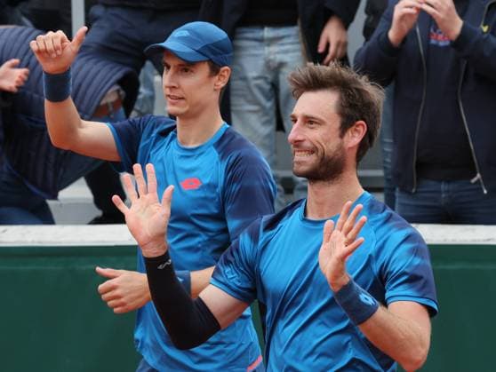 Belgian Joran Vliegen and Belgian Sander Gille react during a tennis match between Belgian pair Gille Vliegen and Australian-Russian pair Peers Safiullin, in the second round of the men s doubles, at the Roland Garros French Open tennis tournament, in Paris, France, Sunday 02 June 2024. This year s tournament takes place from 26 May to 09 June. BENOITxDOPPAGNE  x93829076x