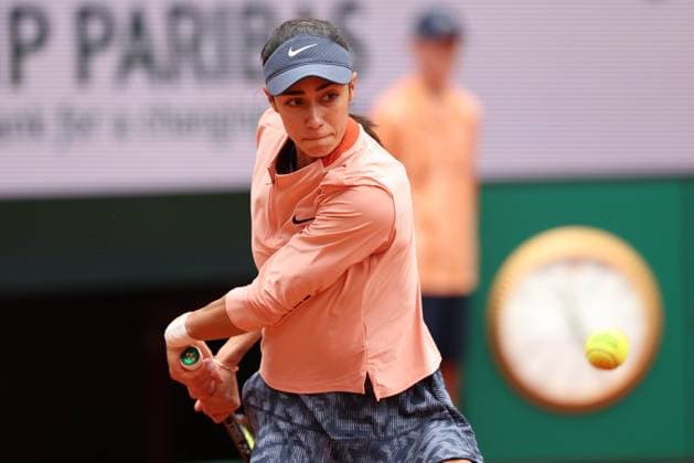 ROLAND GARROS 2024 Thierry Larret Maxppp. Tennis. Roland Garros 2024. Internationaux de France de tennis. Stade Roland Garros, Paris (75). Le 2 juin 2024. Court Suzanne Langlen : OLga DANILOVIC (SRB) vs Marketa VONDROUSSA (CZE) PARIS (75) STADE ROLAND GARROS PARIS ILE DE FRANCE FRANCE  Copyright: xThierryxLarret MAXPPPxThierryxLarretx TL_20240602_0017 0492781348st