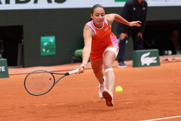 ROLAND GARROS 2024 Thierry Larret Maxppp. Tennis. Roland Garros 2024. Internationaux de France de tennis. Stade Roland Garros, Paris (75). Le 2 juin 2024. Court Philippe Chatrier : Coco GAUFF (USA) vs Elisabetta COCCIARET PARIS (75) STADE ROLAND GARROS PARIS ILE DE FRANCE FRANCE  Copyright: xThierryxLarret MAXPPPxThierryxLarretx TL_20240602_0132 0492784221st