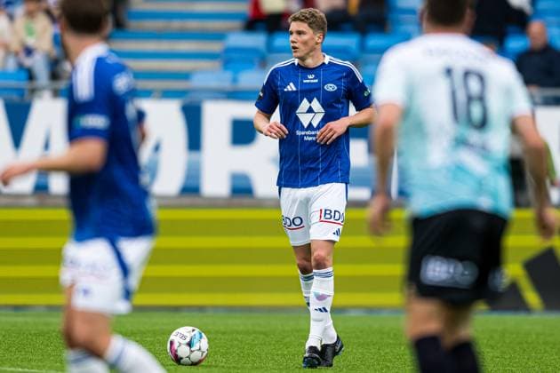 Eliteserien i fotball 2024 Molde Viking Molde 20240602 Moldes Casper oyvann during the Eliteserien football match between Molde and Viking at Aker Stadion Photo Marius Simensen NTB Molde Norway EDITORIAL USE ONLY RESTRICTED USE FOR BETTING COMPANIES  Copyright: xMariusxSimensenx xNTBx