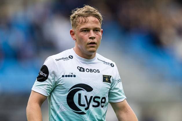 Eliteserien i fotball 2024 Molde Viking Molde 20240602 Vikings Sondre Auklend during the Eliteserien football match between Molde and Viking at Aker Stadion Photo Marius Simensen NTB Molde Norway EDITORIAL USE ONLY RESTRICTED USE FOR BETTING COMPANIES  Copyright: xMariusxSimensenx xNTBx