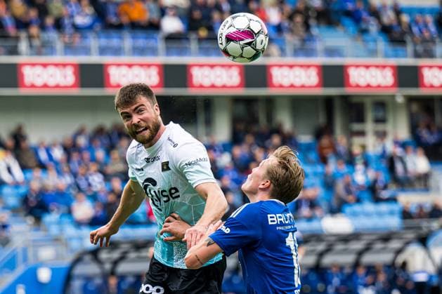 Eliteserien i fotball 2024 Molde Viking Molde 20240602 Vikings Sondre Bjorshol during the Eliteserien football match between Molde and Viking at Aker Stadion Photo Marius Simensen NTB Molde Norway EDITORIAL USE ONLY RESTRICTED USE FOR BETTING COMPANIES  Copyright: xMariusxSimensenx xNTBx