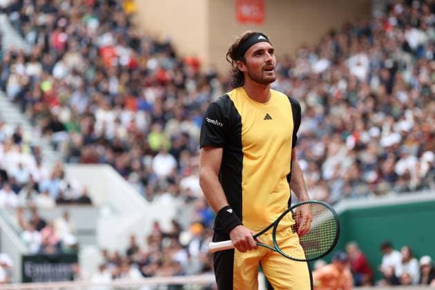 ROLAND GARROS PHOTOPQR LE PARISIEN Le Parisien Arnaud Journois ; PARIS ; 02 06 2024 ; TENNIS , ROLAND GARROS 2024 , 02 06 2024 Stefanos Tsitsipas vs Matteo Arnaldi PHOTO LE PARISIEN ARNAUD JOURNOIS June 2nd 2024 Roland Garros french open PARIS France  Copyright: xPHOTOPQR LExPARISIEN MAXPPPxLexParisienx xArnaudxJournoisx 20240602LPA2574 20240602LPA2574