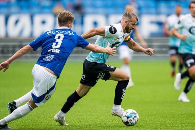 Eliteserien i fotball 2024 Molde Viking Molde 20240602 Vikings Zlatko Tripic during the Eliteserien football match between Molde and Viking at Aker Stadion Photo Marius Simensen NTB Molde Norge EDITORIAL USE ONLY RESTRICTED USE FOR BETTING COMPANIES  Copyright: xMariusxSimensenx xNTBx
