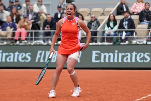 2nd June 2024; Roland Garros, Paris, France; 2024 French Open Tennis tournament, Day 8; A dejected Elisabetta Cocciaretto (ita) during her loss to Coco Gauff (usa)  ActionPlus12650127 JonxBromley