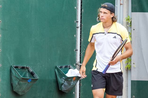 2024 French Open - Day 8 Tomasz Berkieta is participating in Roland Garros 2024 in Paris, France, on June 02, 2024. Paris France  Copyright: xFotoxOlimpikx originalFilename:jastrzebowski-frenchop240602_npJTE.jpg