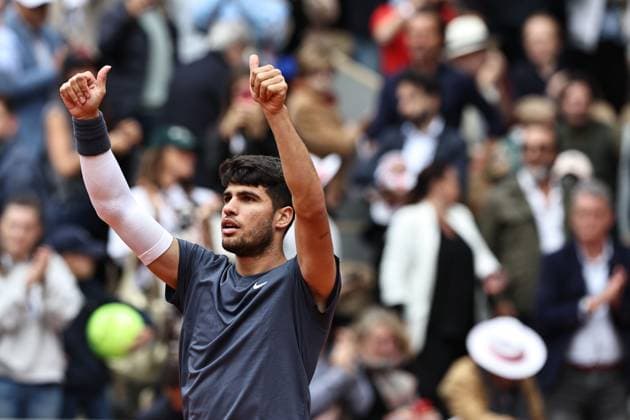 Carlos Alcaraz, ESP, during fourth round of 2024 French Open at Roland Garros, Paris, 02 06 2024