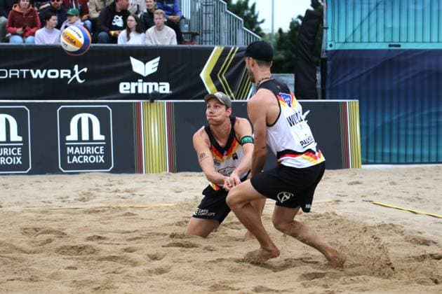 Beach volleyball, King of the Court in Hamburg Nils Ehlers l and Clemens Wickler r