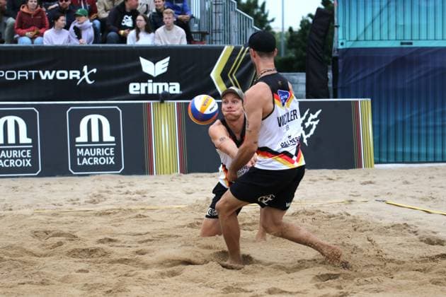 Beach volleyball, King of the Court in Hamburg Nils Ehlers l and Clemens Wickler r